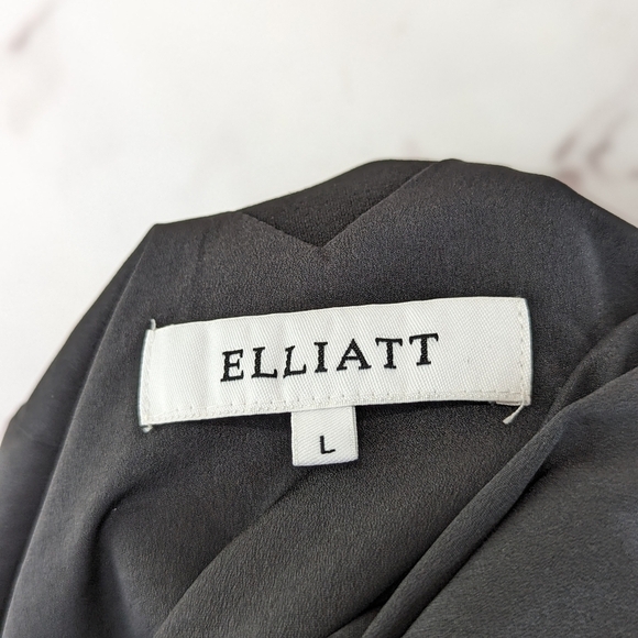 Elliatt Dress Womens Large Black Artemis Midi Ruffle Tank V Adjustable LBD Crepe - Picture 3 of 11